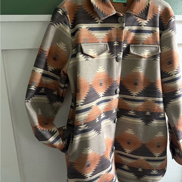 Aztec Shacket - Picture 3 of 5